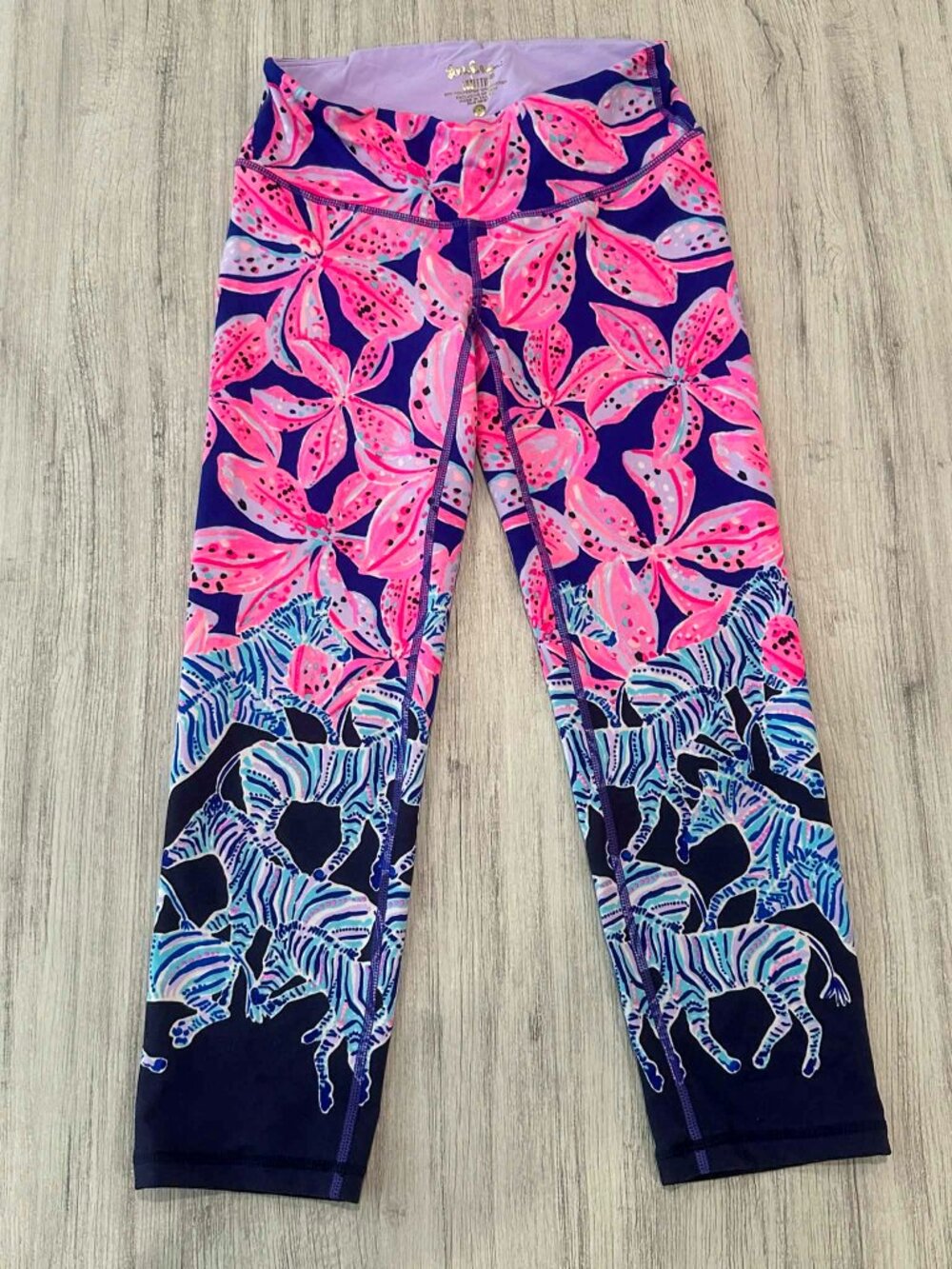 Lilly Pulitzer Luxletic Royal Wild Child Cropped Leggings Floral Blue Zebras XS